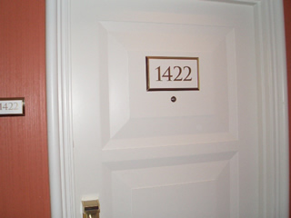 ドア　1422号室